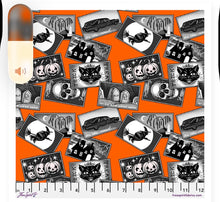 Load image into Gallery viewer, Free Spirit Fat Quarter Bundle - Chain Mail
