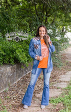 Load image into Gallery viewer, Pumpkin Patch Short Sleeve Tee
