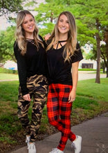 Load image into Gallery viewer, MISSES and PLUS Red Plaid Leggings
